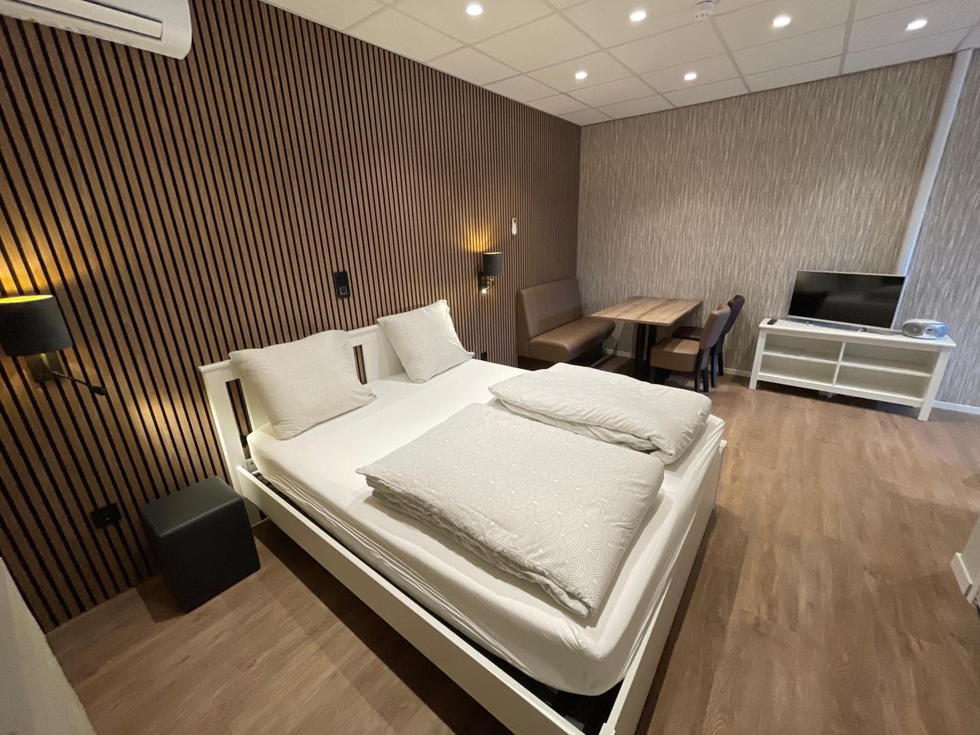 Residence De Kaaipoort Appartementen อาร์เดินเบิร์ก ภายนอก รูปภาพ